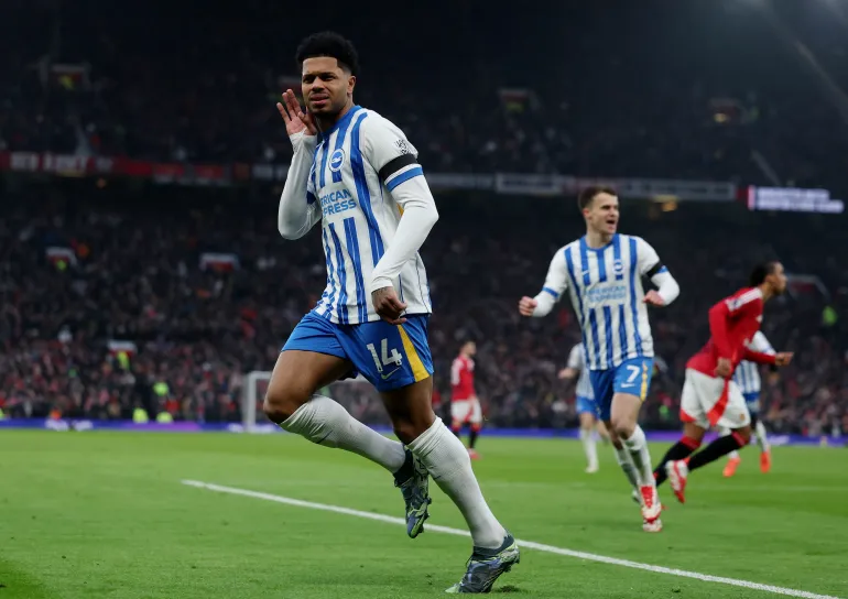 Brighton & Hove Albion’s Georginio Rutter celebrates scoring his team’s third goal